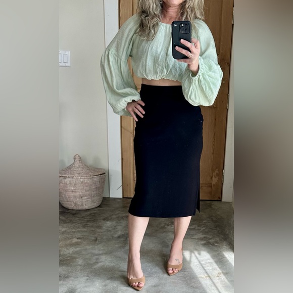 Cute Crop - Picture 6 of 9